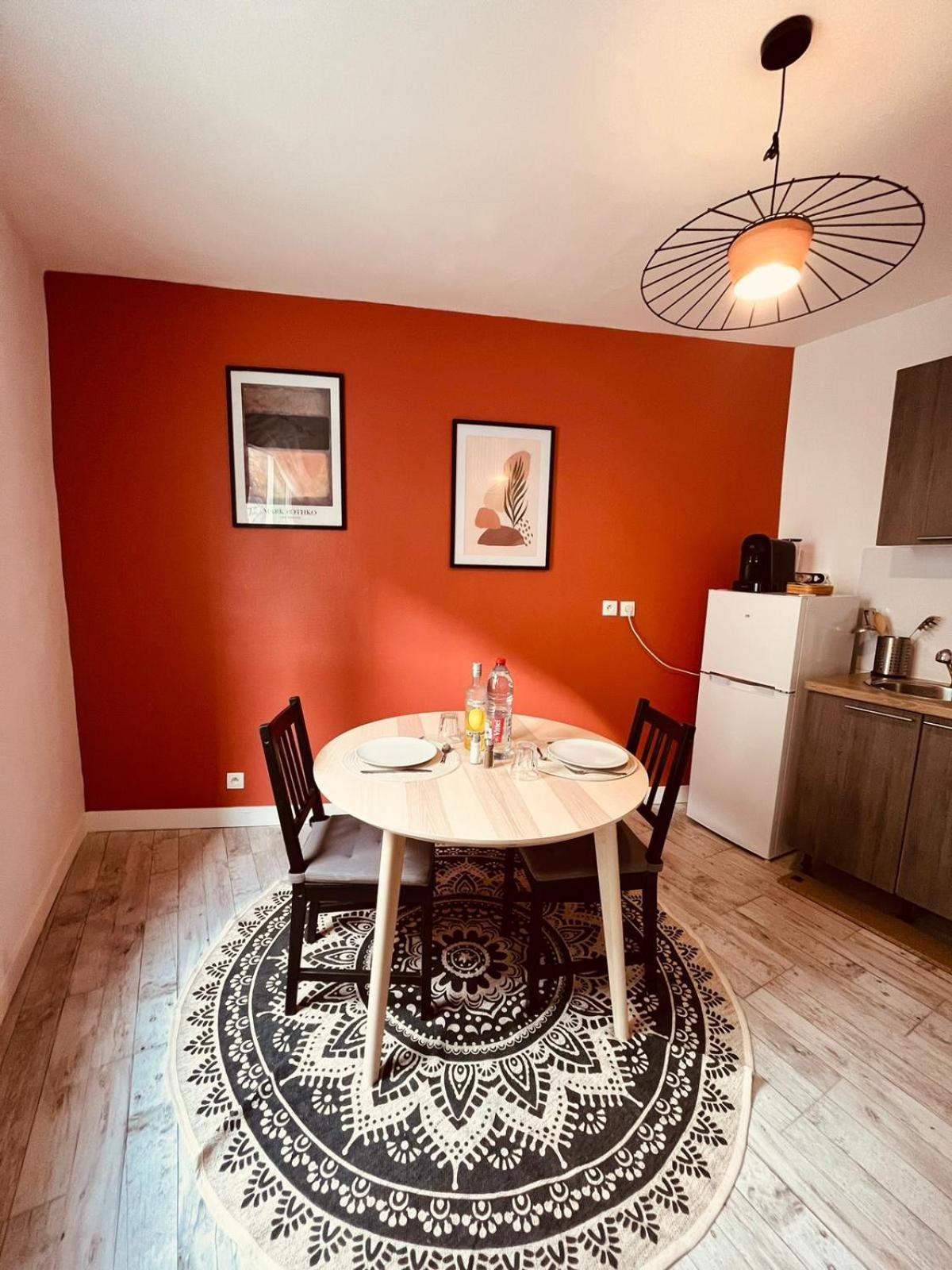 Maisonnette De Ville Au Calme Cosne-sur-Loire Екстериор снимка